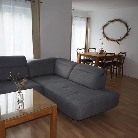 Elegante & Stilvolle 2,5 Raum Dresde
